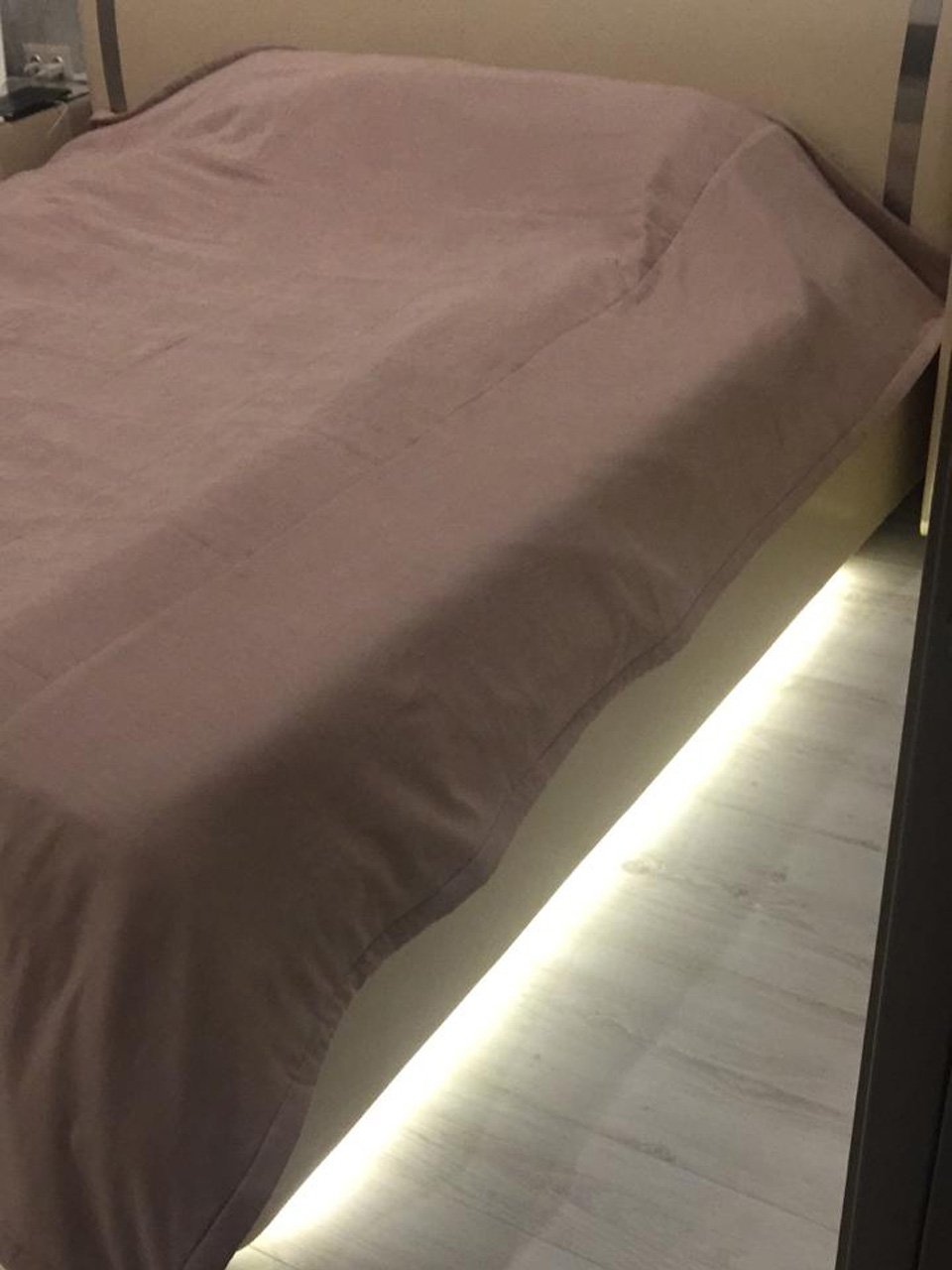 Подсветка двуспальной кровати с датчиком движения отзыв iqlux Александр 14_05_20 фото